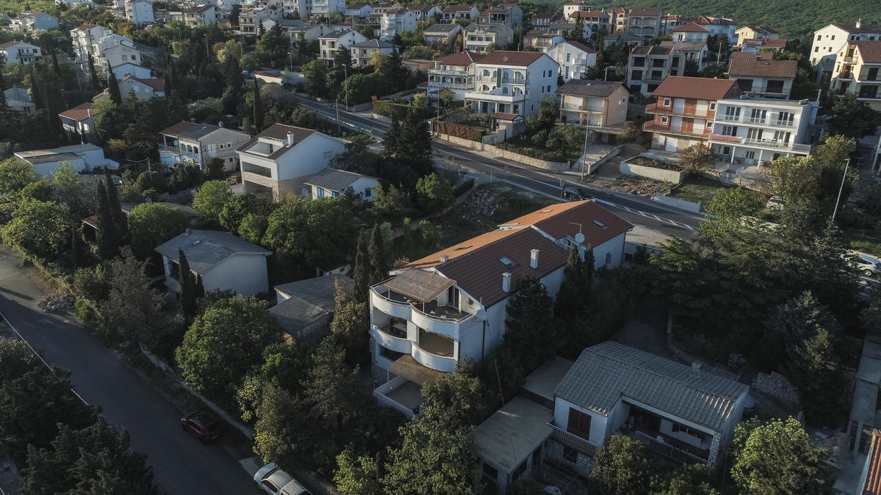 נובי ווינודולסקי Apartments Strmecki מראה חיצוני תמונה
